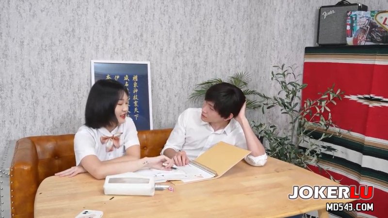  EDmosaic09-06一線鮑21歲喬安找了家教來教書